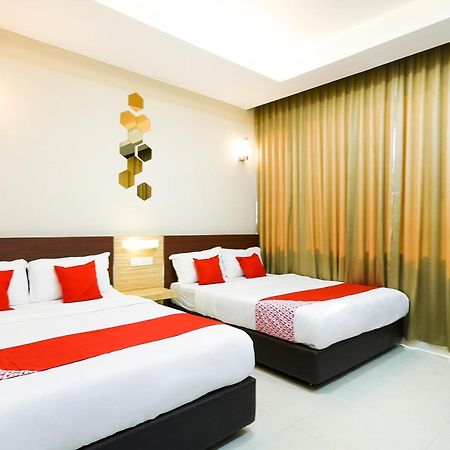 Oyo 1023 La Mirina Boutique Inn Bagian luar foto