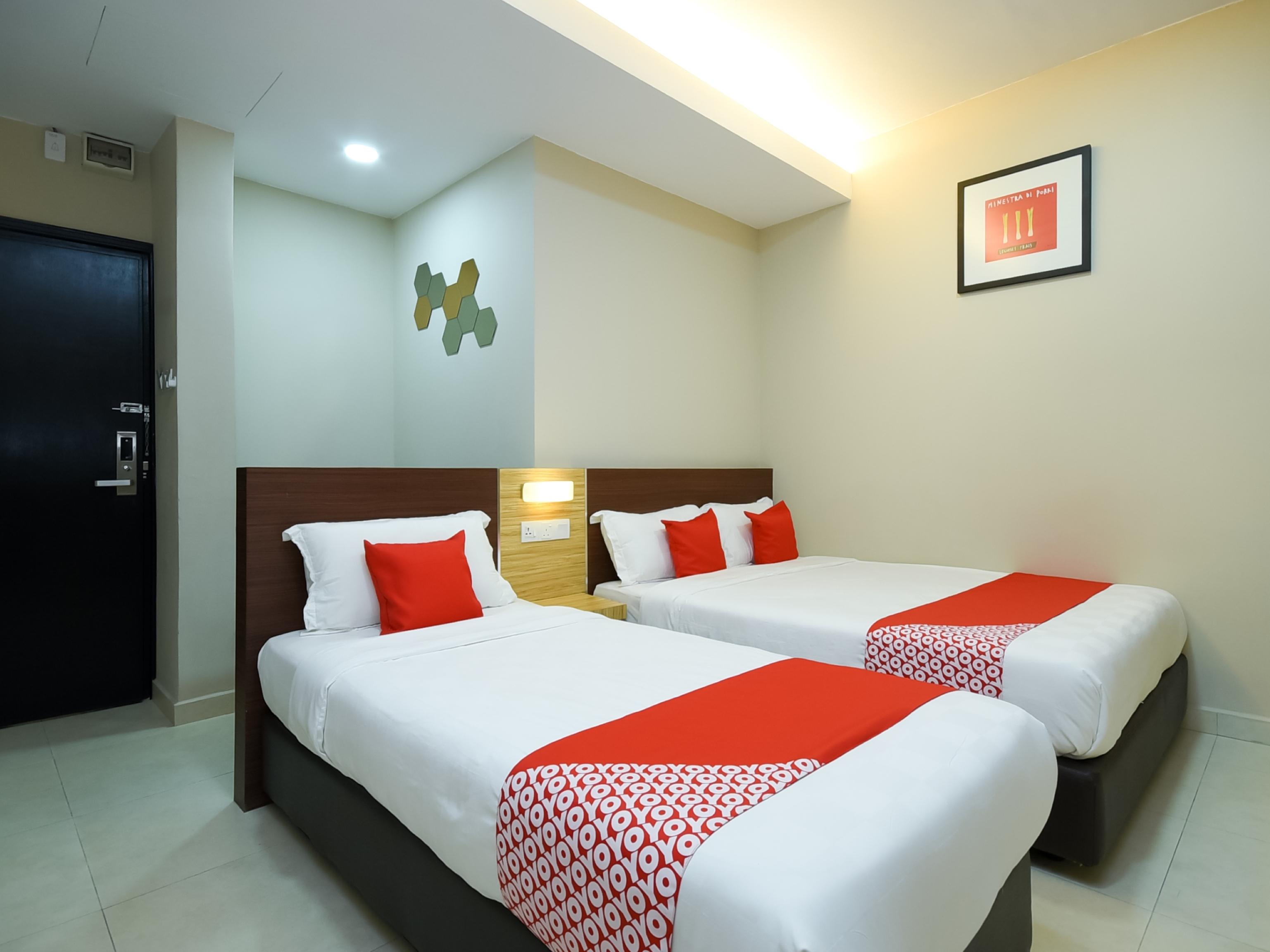 Oyo 1023 La Mirina Boutique Inn Bagian luar foto