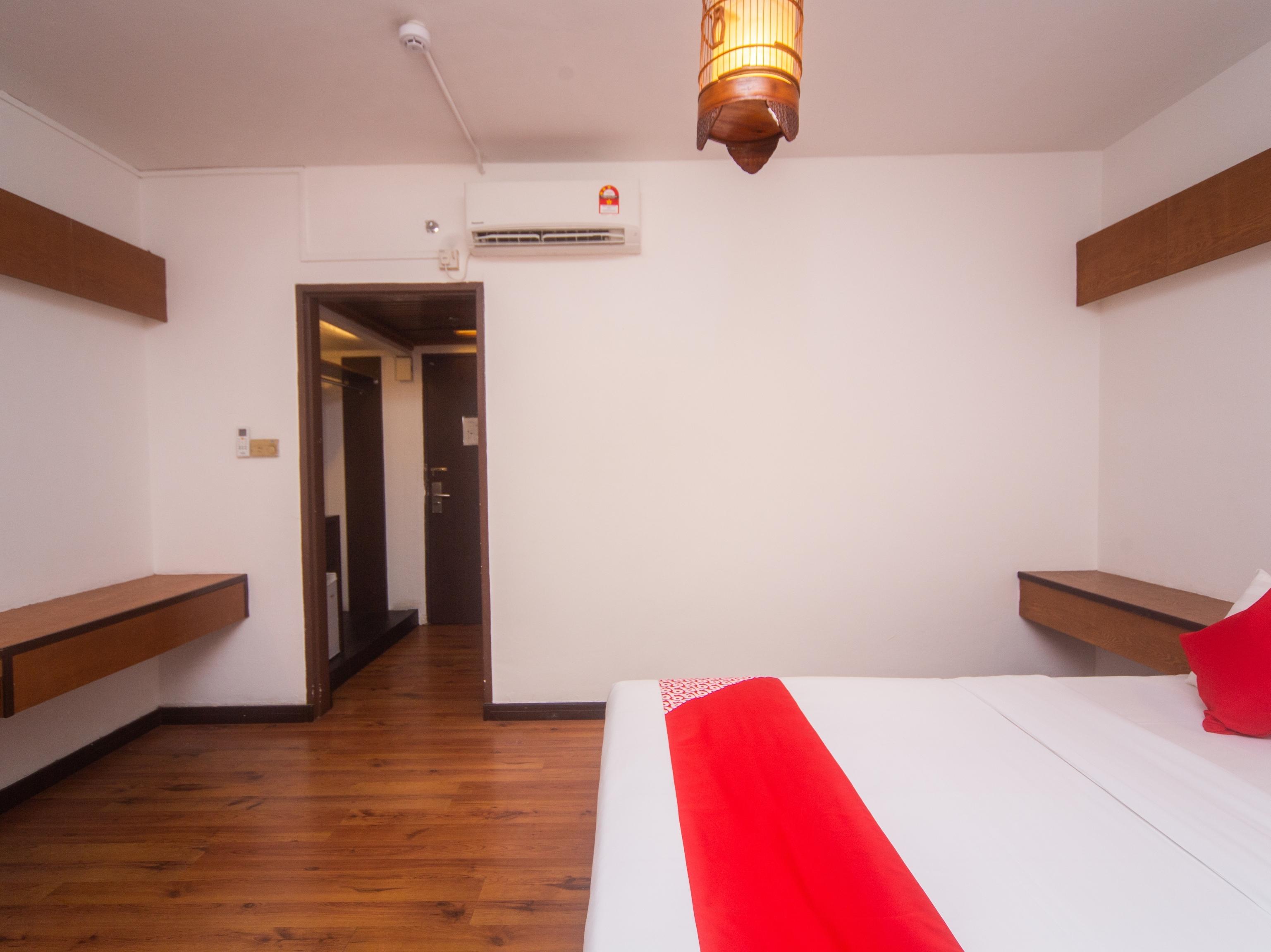 Oyo 1023 La Mirina Boutique Inn Bagian luar foto