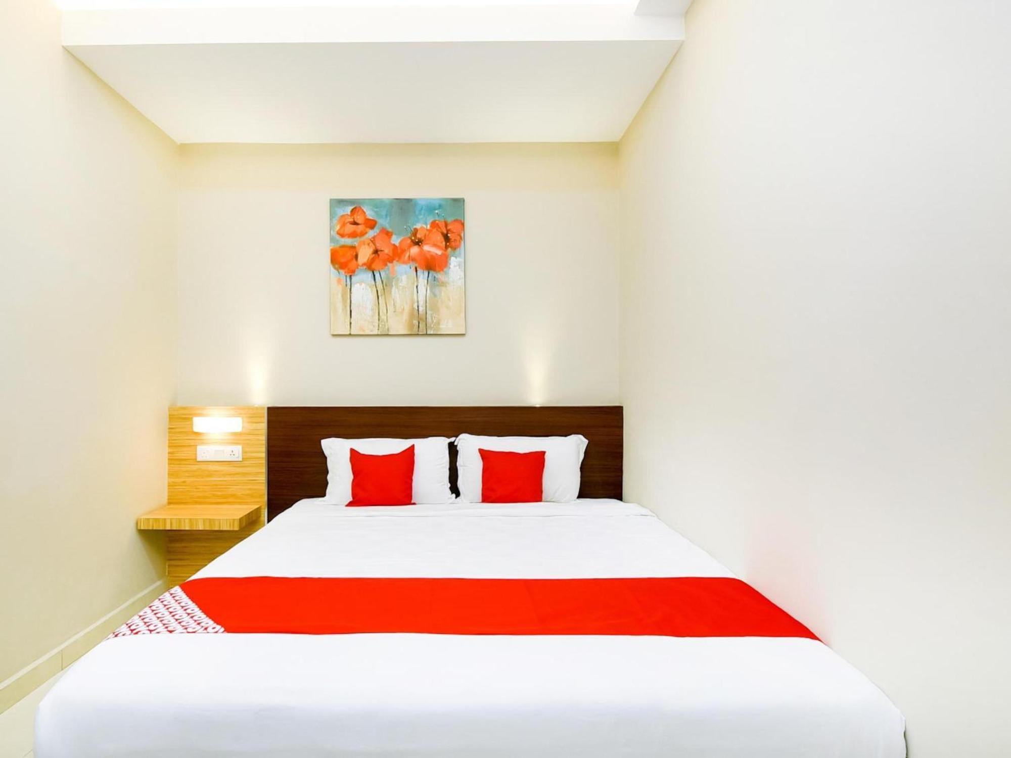 Oyo 1023 La Mirina Boutique Inn Bagian luar foto