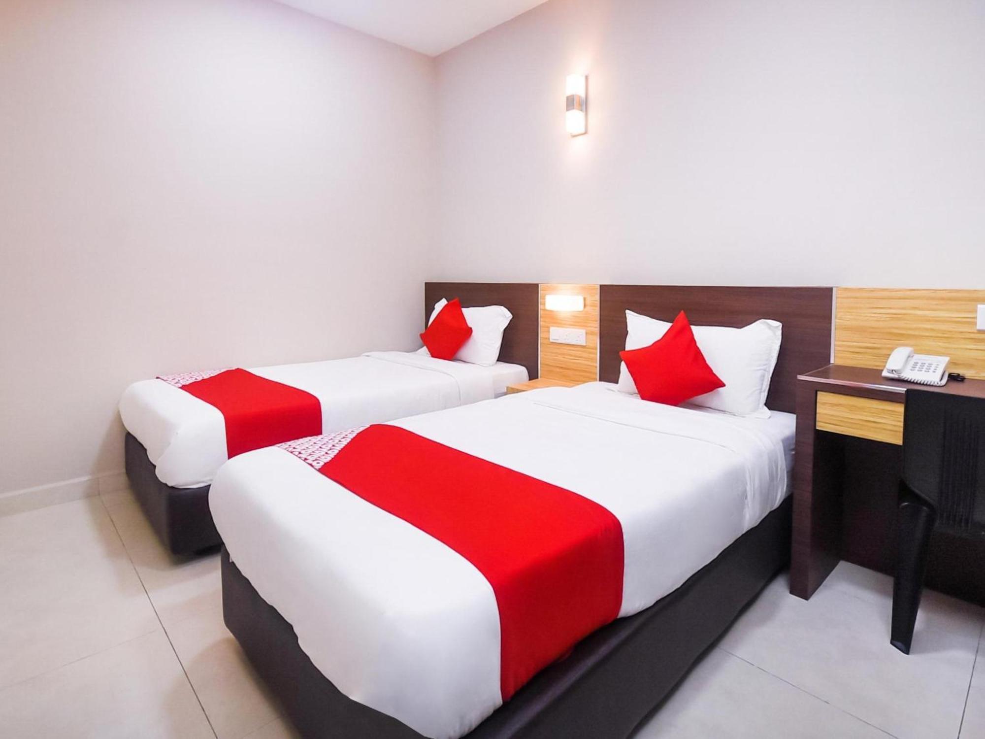 Oyo 1023 La Mirina Boutique Inn Bagian luar foto