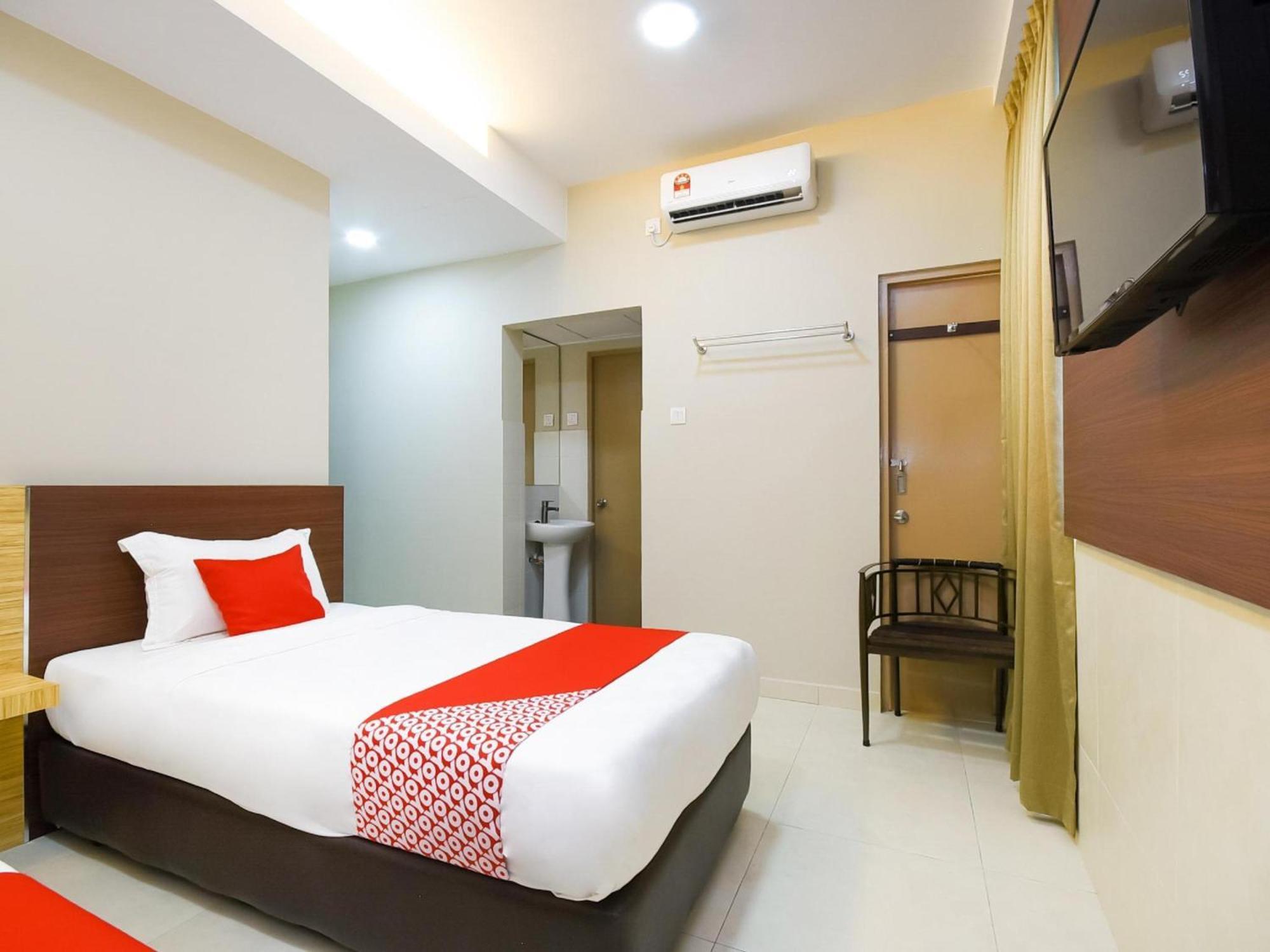 Oyo 1023 La Mirina Boutique Inn Bagian luar foto