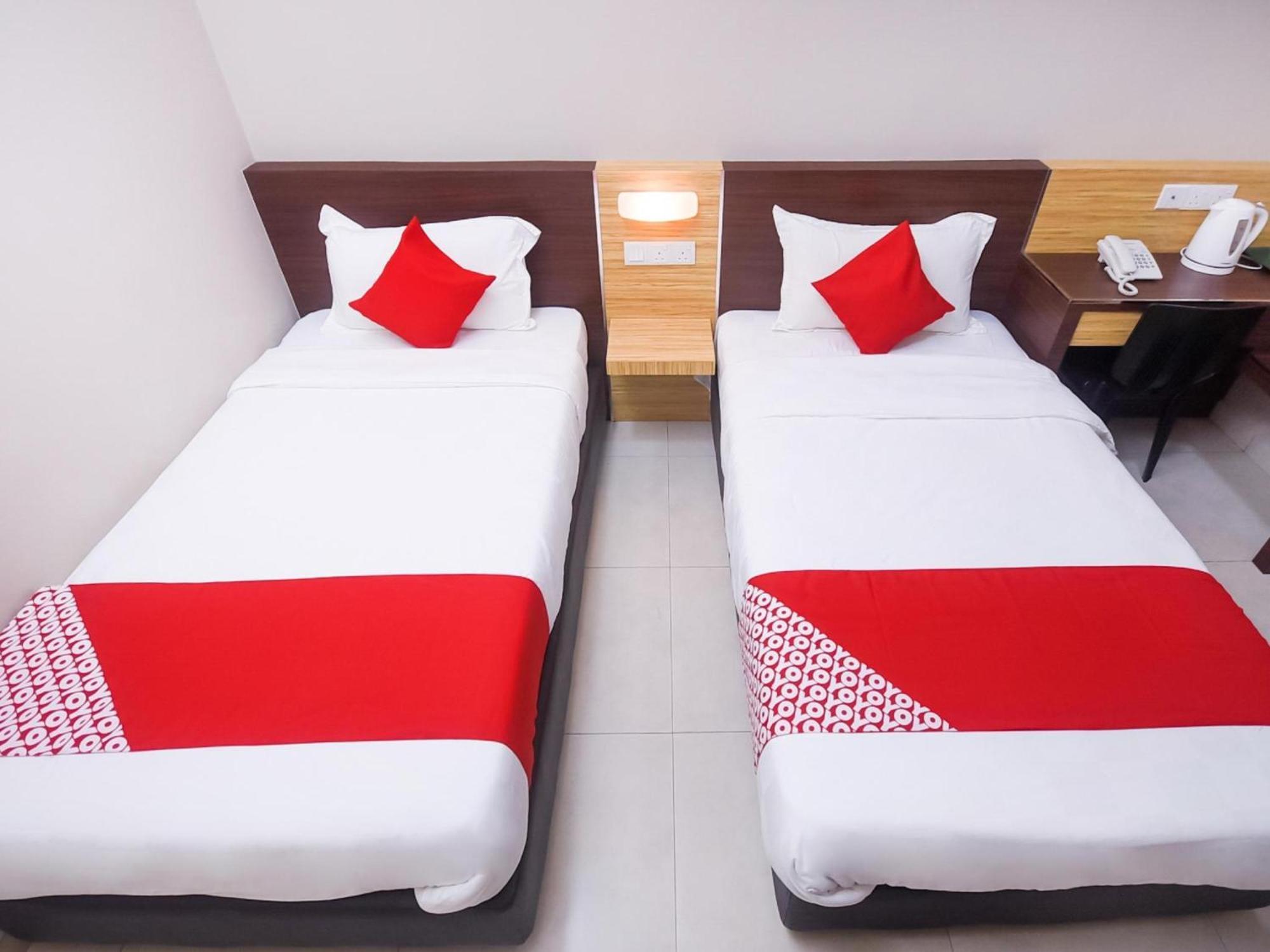 Oyo 1023 La Mirina Boutique Inn Bagian luar foto