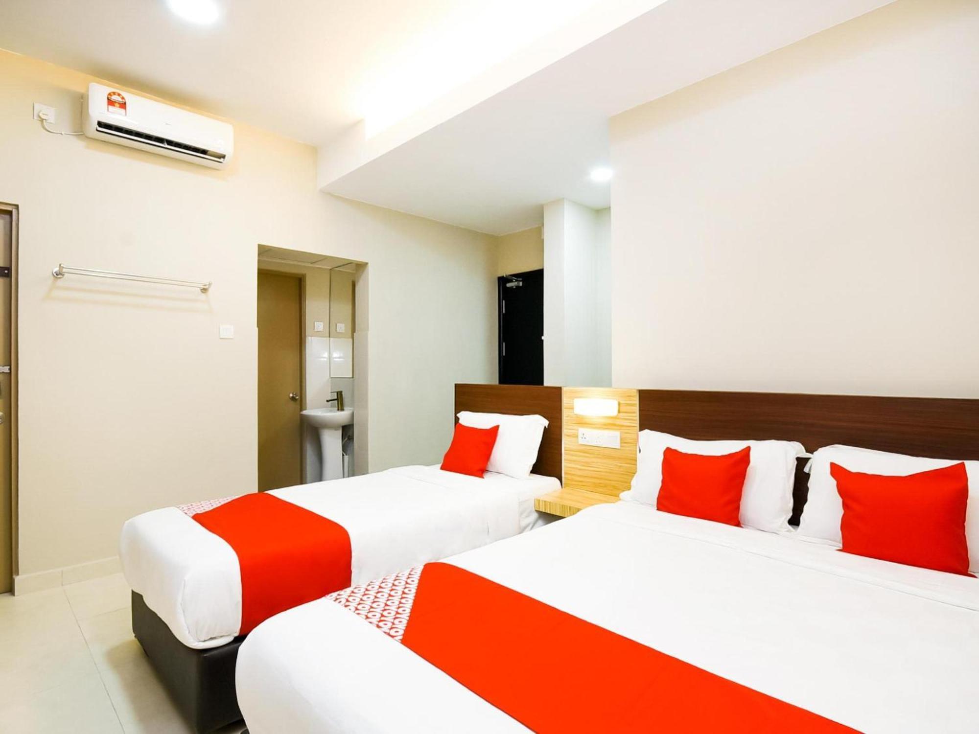 Oyo 1023 La Mirina Boutique Inn Bagian luar foto